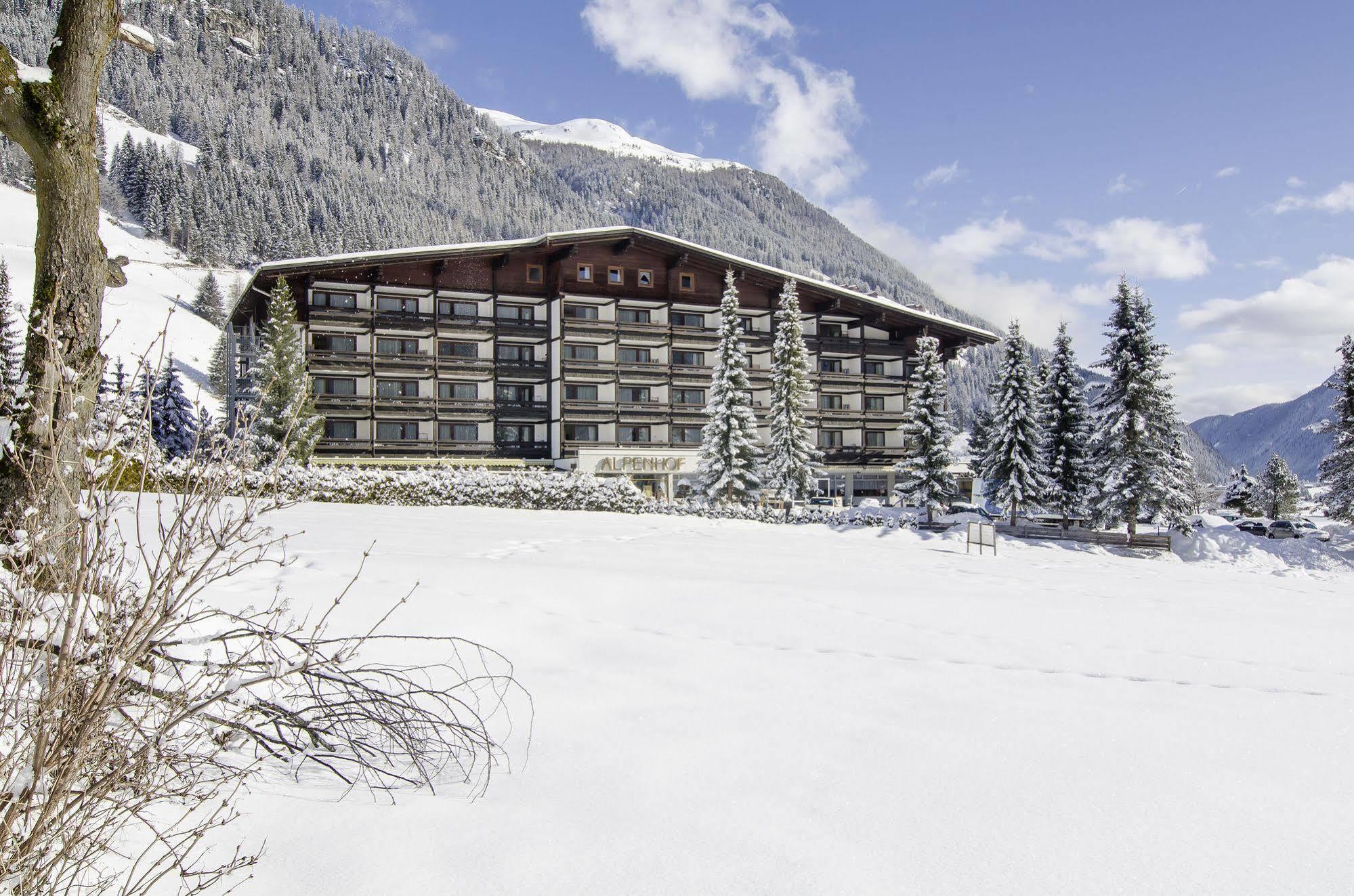 Hotel Alpenhof Sankt Jakob in Defereggen Εξωτερικό φωτογραφία