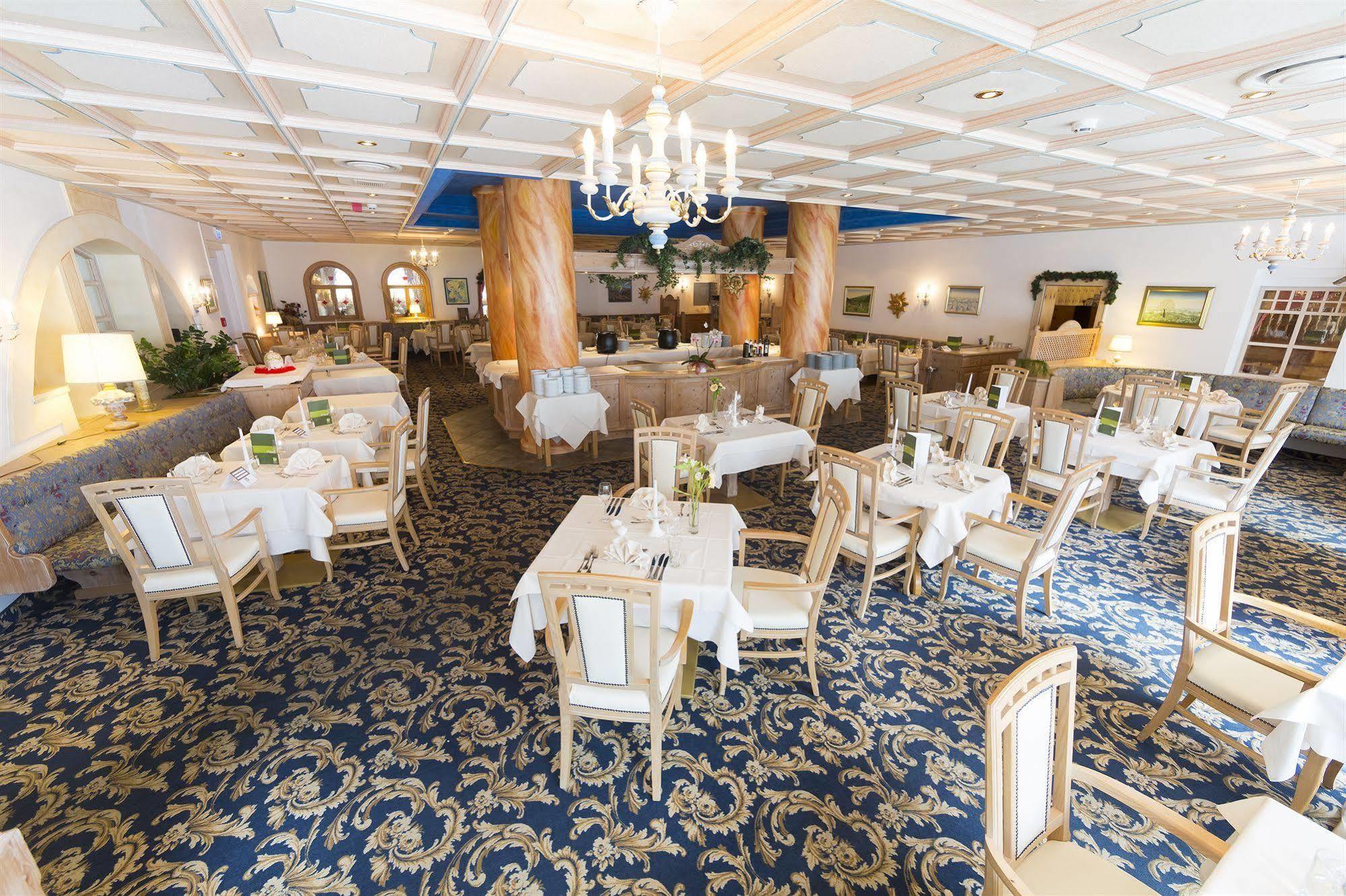 Hotel Alpenhof Sankt Jakob in Defereggen Εξωτερικό φωτογραφία