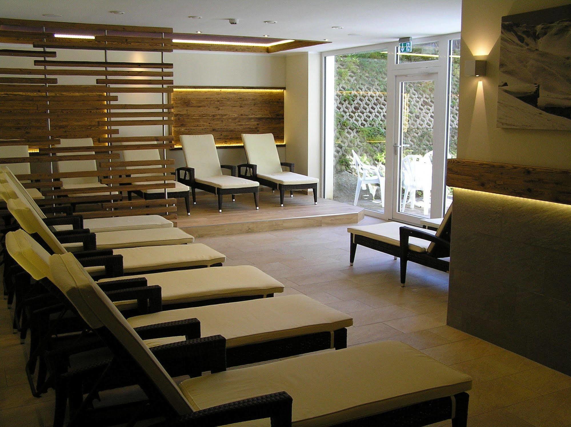 Hotel Alpenhof Sankt Jakob in Defereggen Εξωτερικό φωτογραφία