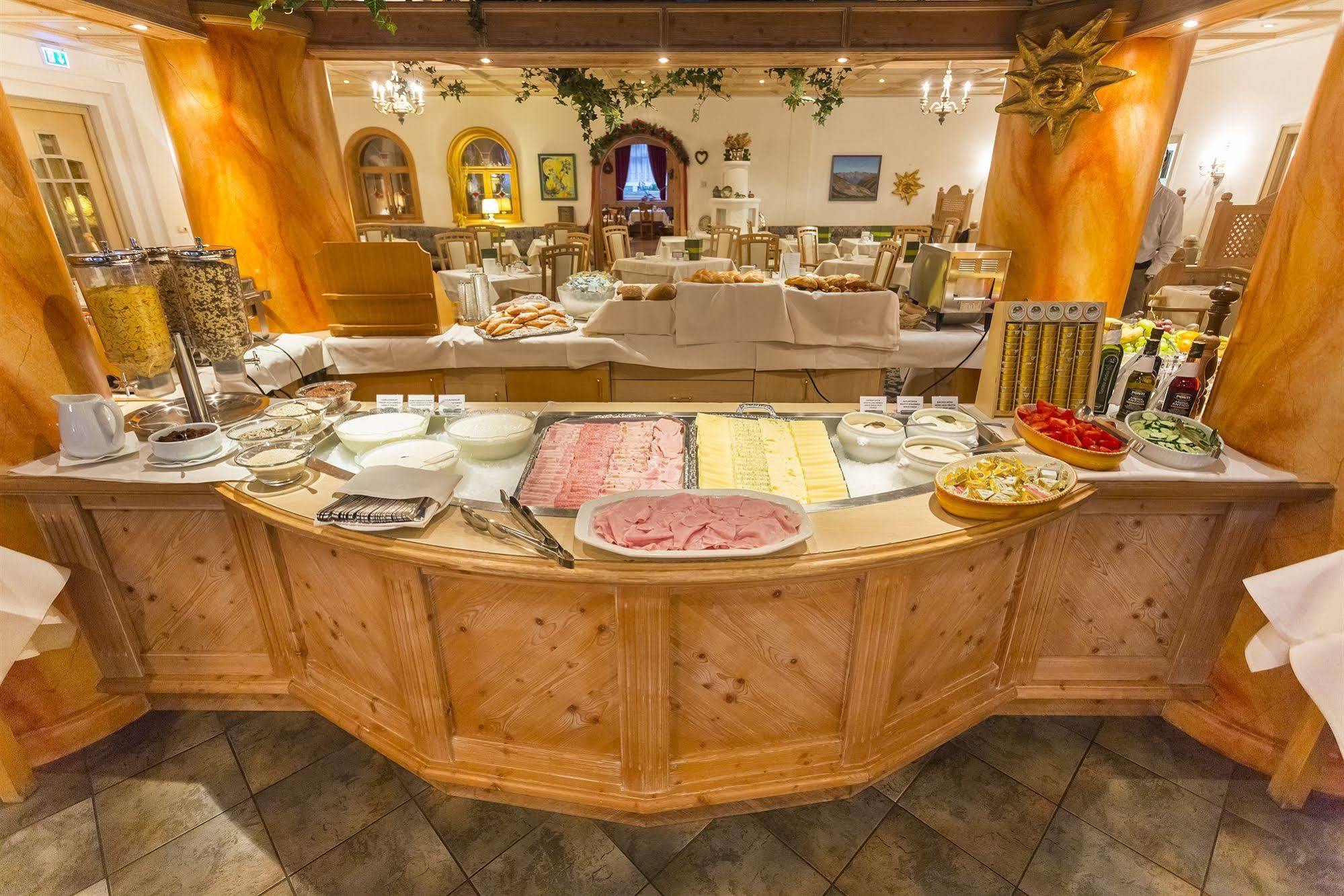 Hotel Alpenhof Sankt Jakob in Defereggen Εξωτερικό φωτογραφία